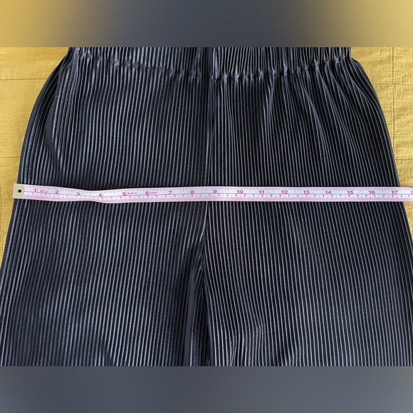 find me now plisse pants - Picture 6 of 7